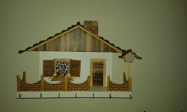 CASINHA PORTA CHAVES MADEIRADO