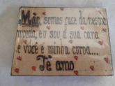 PLACA DE MESA COM PÉ - N2